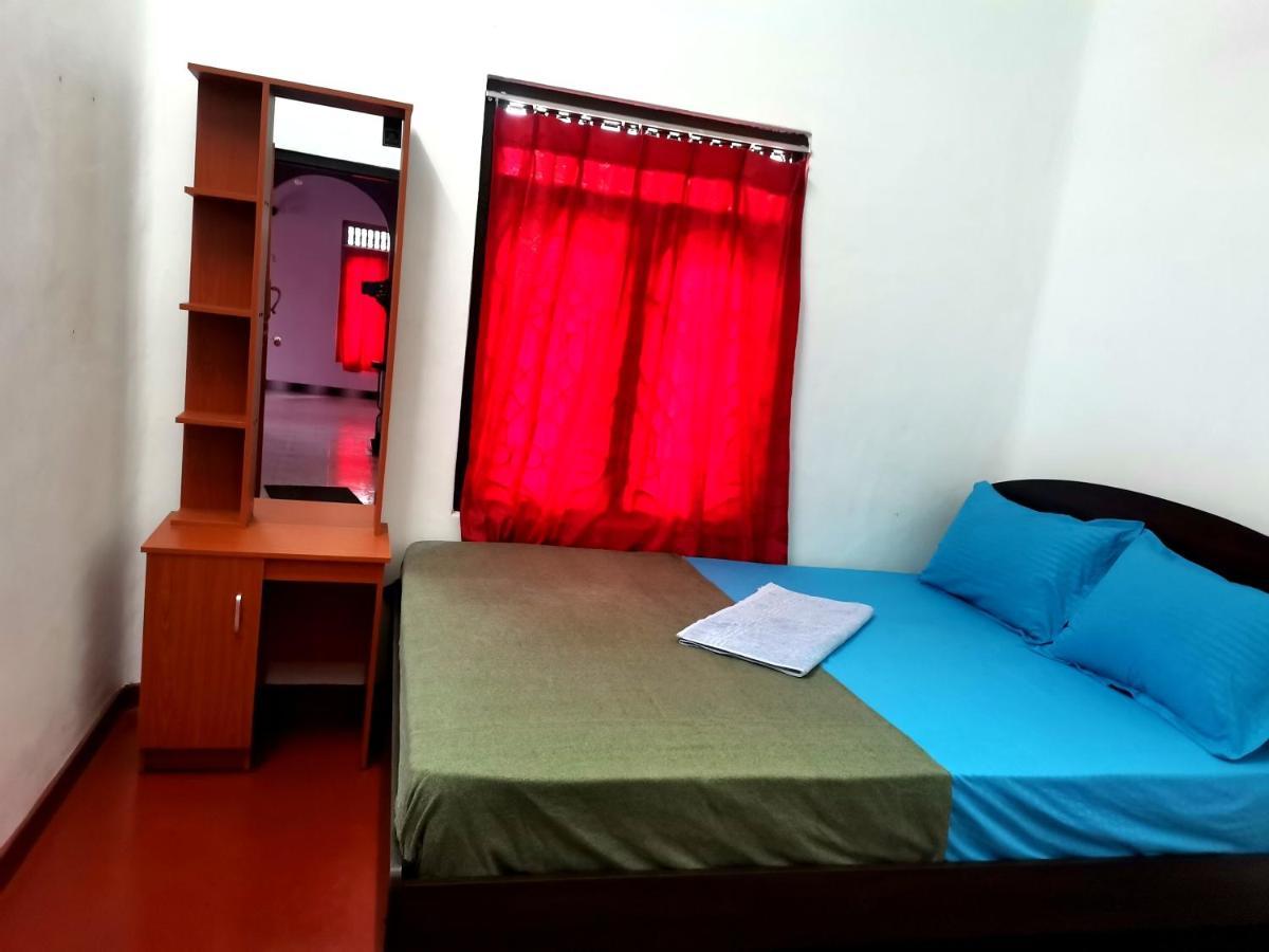 Nallur Holidays Inn Jaffna Luaran gambar
