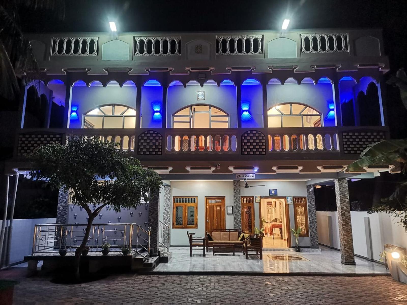 Nallur Holidays Inn Jaffna Luaran gambar